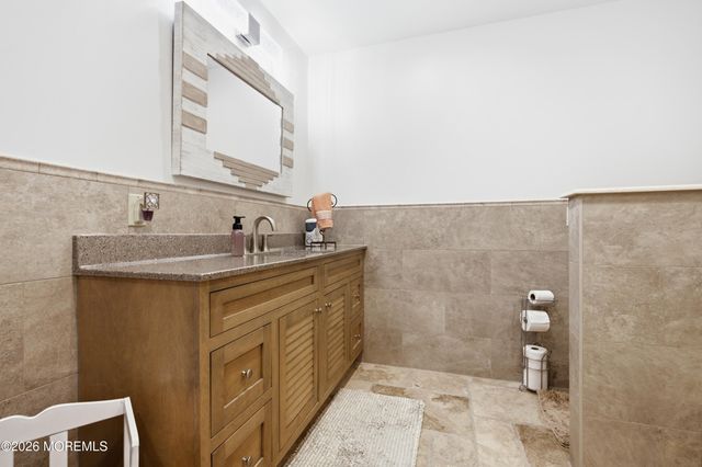 12 Courtyard Lane, Brielle, NJ 08730