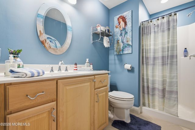 12 Courtyard Lane, Brielle, NJ 08730
