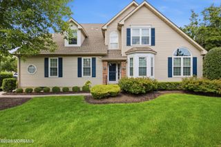 12 Courtyard Lane, Brielle, NJ 08730