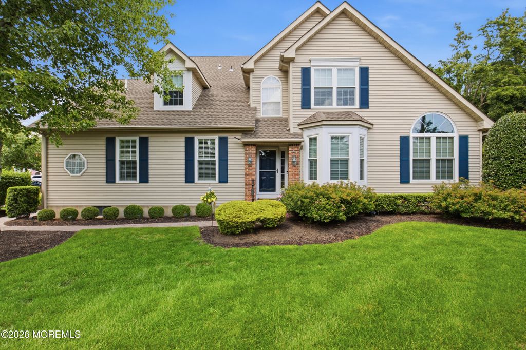 12 Courtyard Lane, Brielle, NJ 08730