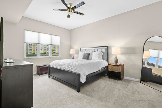 16 W Harbour Isle Dr Drive W 106, Fort Pierce, FL 34949