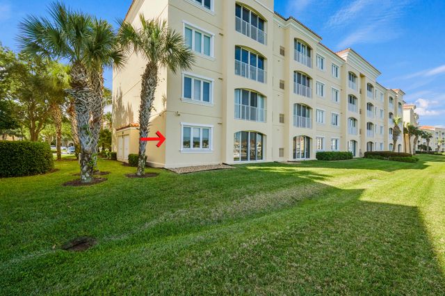 16 W Harbour Isle Dr Drive W 106, Fort Pierce, FL 34949