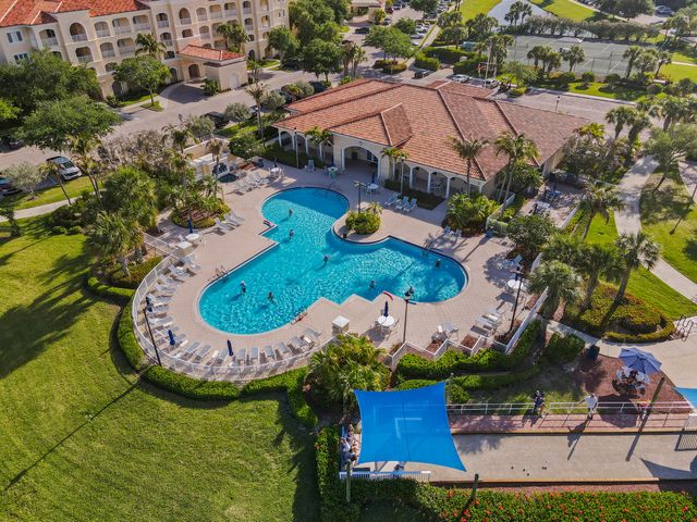 16 W Harbour Isle Dr Drive W 106, Fort Pierce, FL 34949