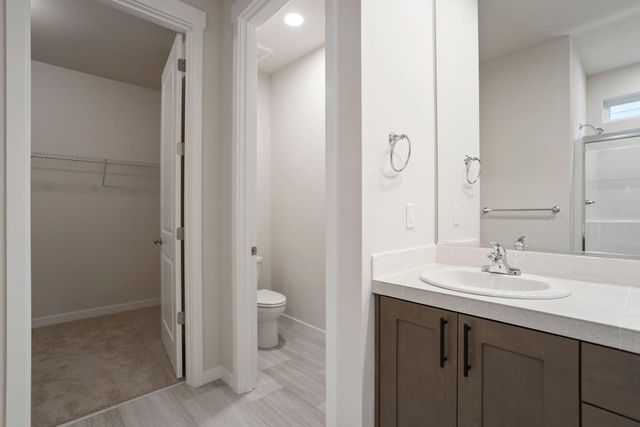 1140 Pumpkin Ridge Drive 336, Eagle Point, OR 97524