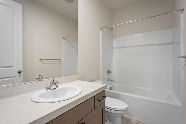 1140 Pumpkin Ridge Drive 336, Eagle Point, OR 97524