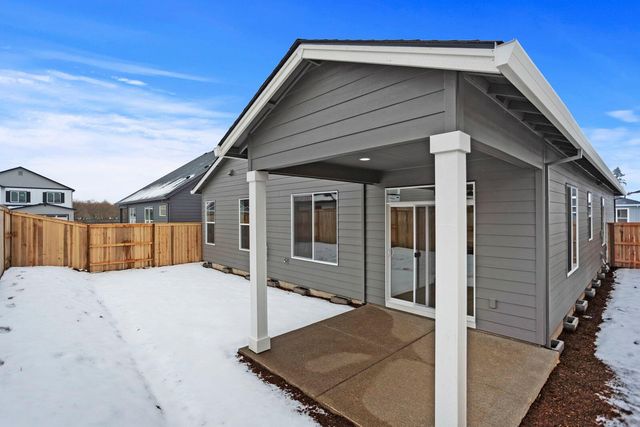 1140 Pumpkin Ridge Drive 336, Eagle Point, OR 97524