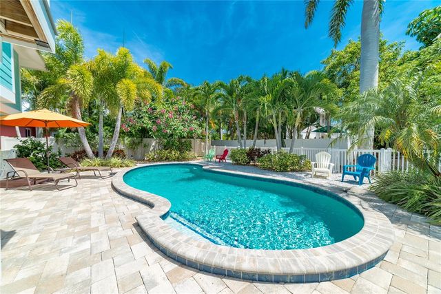 805 N BAY BOULEVARD, Anna Maria, FL 34216