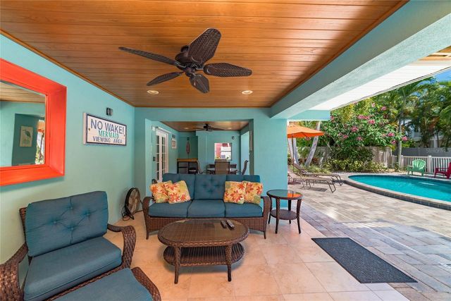 805 N BAY BOULEVARD, Anna Maria, FL 34216