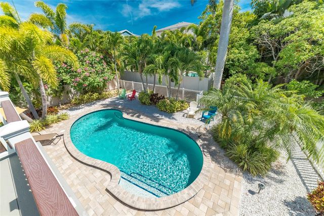 805 N BAY BOULEVARD, Anna Maria, FL 34216