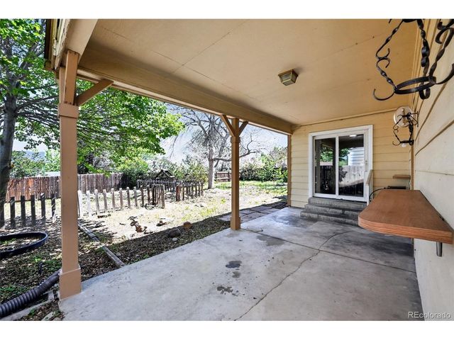 17997 E Florida Dr, Aurora, CO 80017
