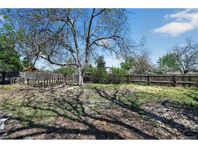 17997 E Florida Dr, Aurora, CO 80017
