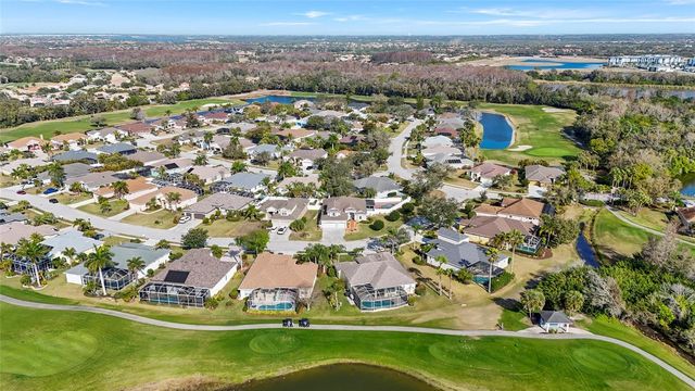 515 PLANTERS MANOR WAY, Bradenton, FL 34212