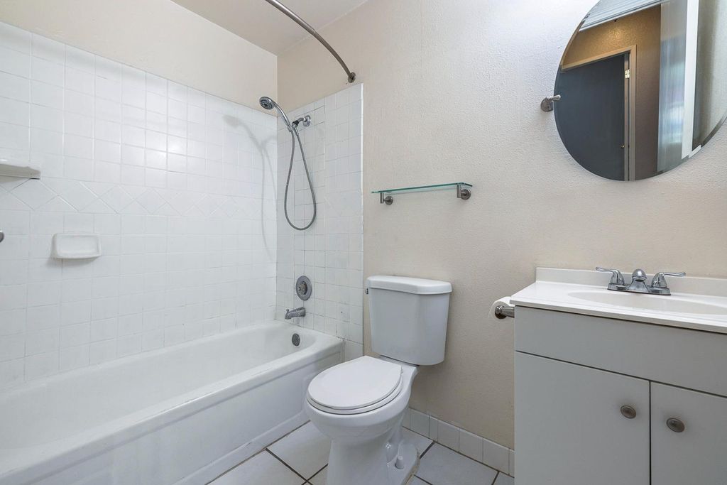 Image 23 of property listing at 1301 Kennedy, Madera, CA 93638