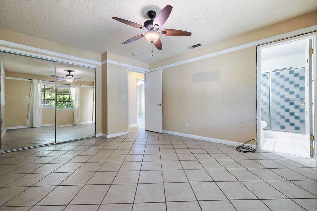 Image 28 of property listing at 1301 Kennedy, Madera, CA 93638