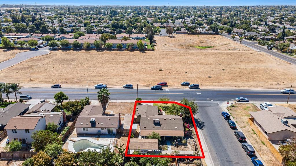 Image 41 of property listing at 1301 Kennedy, Madera, CA 93638