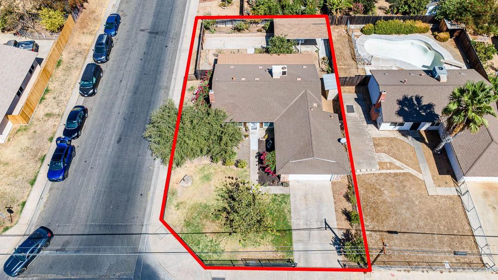 Image 46 of property listing at 1301 Kennedy, Madera, CA 93638