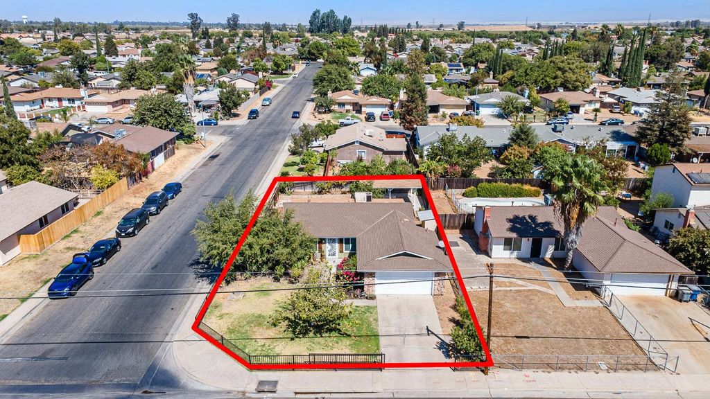 Image 50 of property listing at 1301 Kennedy, Madera, CA 93638