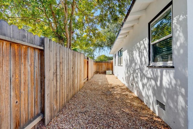 404 N Diana Place, Fullerton, CA 92833