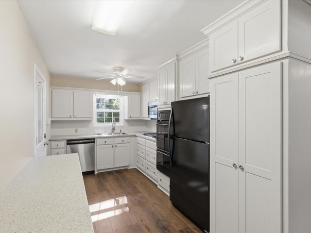 2210 Robinwood Lane, Denton, TX 76209