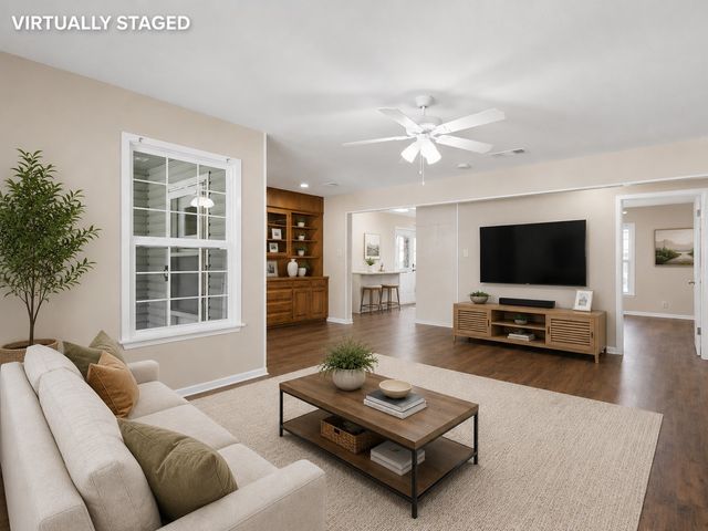 2210 Robinwood Lane, Denton, TX 76209