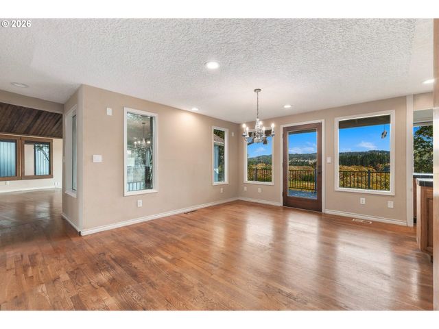 32106 Nw LACENTER Rd, Ridgefield, WA 98642