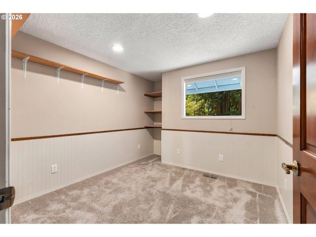32106 Nw LACENTER Rd, Ridgefield, WA 98642