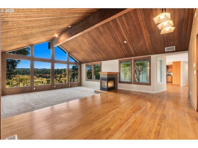 32106 Nw LACENTER Rd, Ridgefield, WA 98642