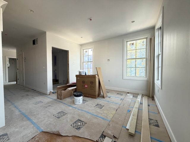 167 Maverick Street 6, Boston, MA 02128