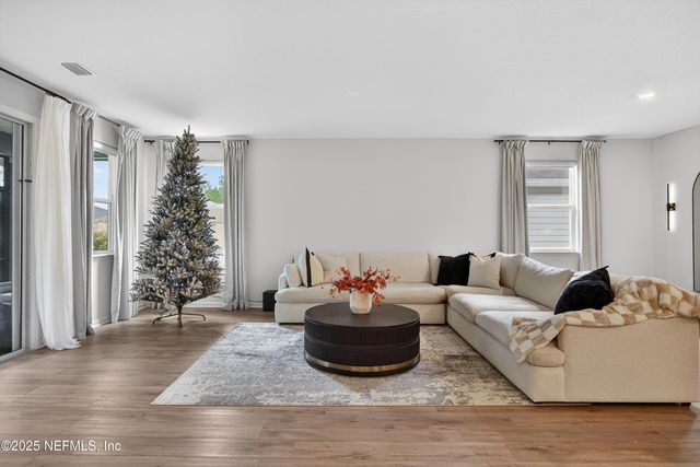 7775 DUNHILL Court, Jacksonville, FL 32222