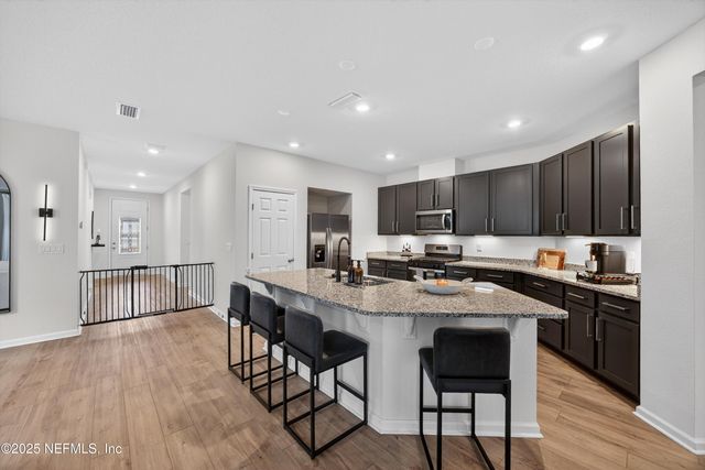 7775 DUNHILL Court, Jacksonville, FL 32222