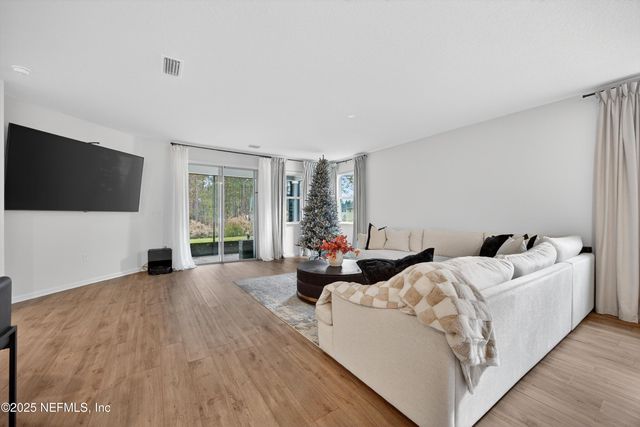 7775 DUNHILL Court, Jacksonville, FL 32222