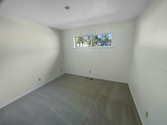 143 Sangre De Cristo, Cedar Crest, NM 87008