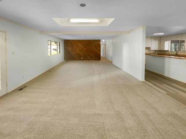 143 Sangre De Cristo, Cedar Crest, NM 87008