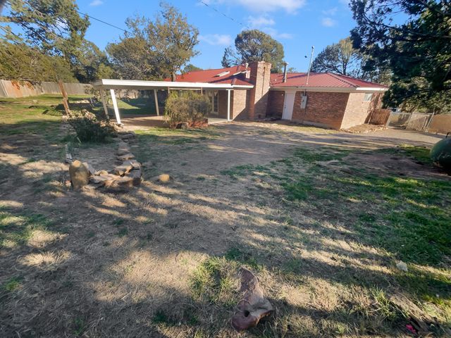 143 Sangre De Cristo, Cedar Crest, NM 87008