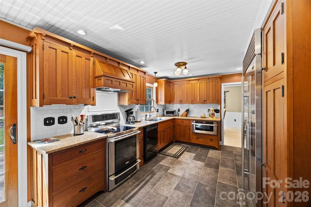 649 Furrow Drive, Charlotte, NC 28270