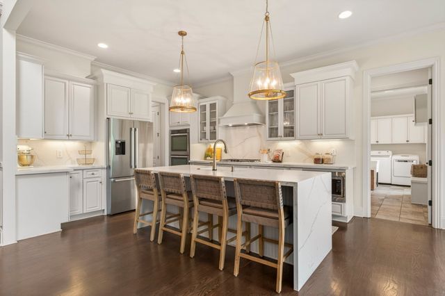 5212 Mead Park Dr, Thompsons Station, TN 37179