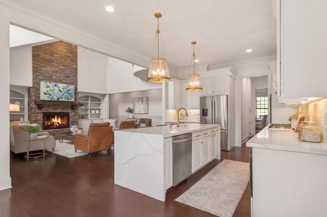 5212 Mead Park Dr, Thompsons Station, TN 37179