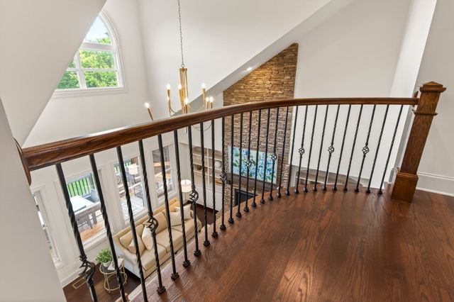 5212 Mead Park Dr, Thompsons Station, TN 37179