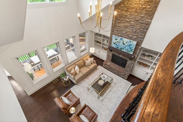 5212 Mead Park Dr, Thompsons Station, TN 37179