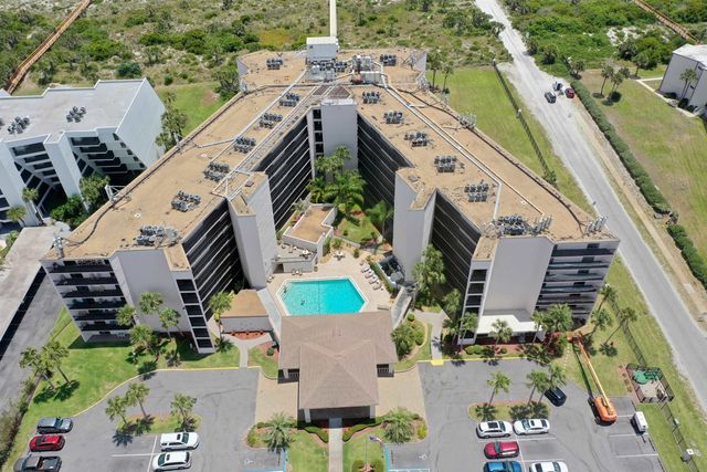 2 Dondanville Rd 110, St Augustine, FL 32080