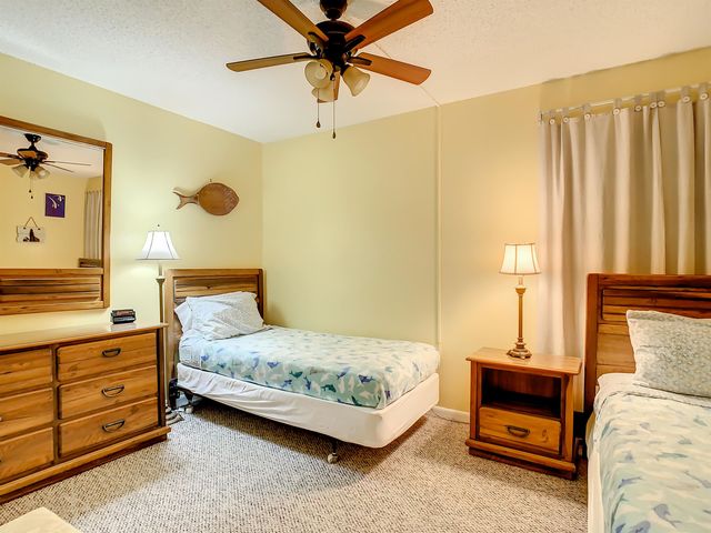 2 Dondanville Rd 110, St Augustine, FL 32080
