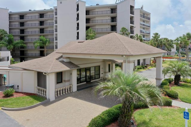 2 Dondanville Rd 110, St Augustine, FL 32080