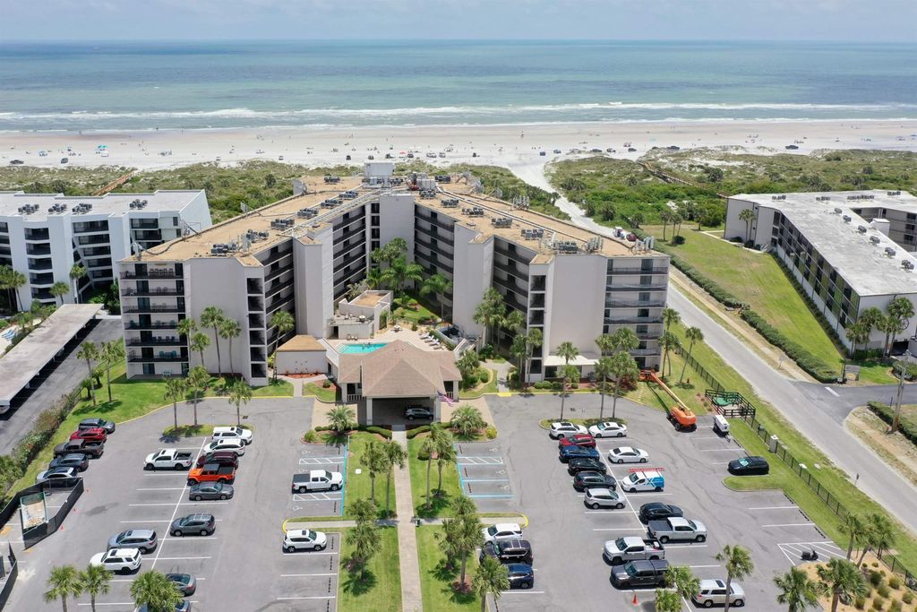 2 Dondanville Rd 110, St Augustine, FL 32080