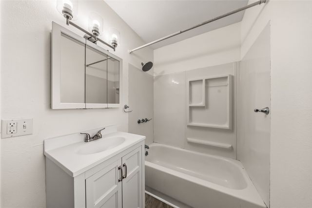 108 S Main Street, Madrid, IA 50156