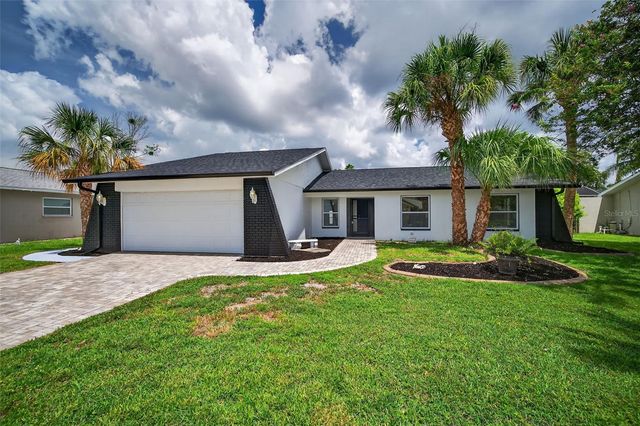 10221 LANDMARK DRIVE, Hudson, FL 34667