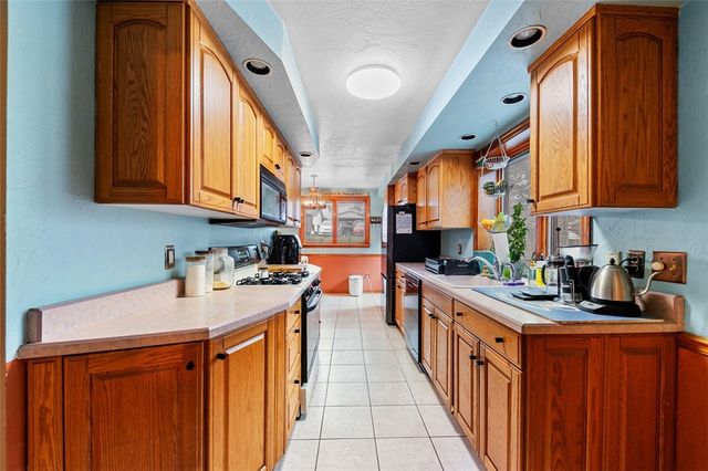 90 Briggs St, Overbrook, PA 15234