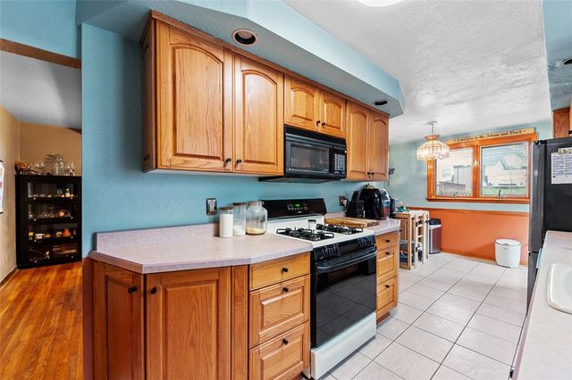 90 Briggs St, Overbrook, PA 15234