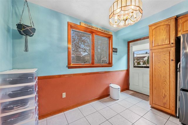 90 Briggs St, Overbrook, PA 15234