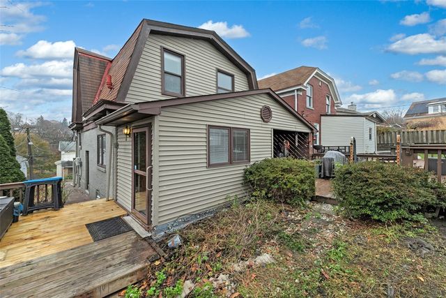 90 Briggs St, Overbrook, PA 15234