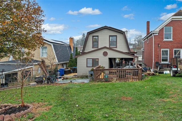 90 Briggs St, Overbrook, PA 15234